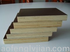 建筑木模板与钢模板相比